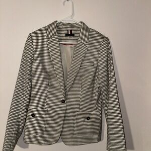 Tommy Hilfiger Plaid Women's Blazer Size 10 Black White Tan‎ Sharp Looking